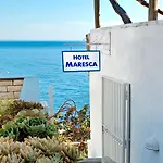 Maresca Отель