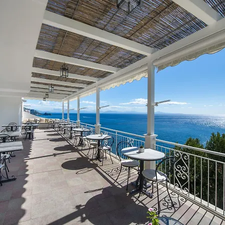 Hotel Maresca 3*