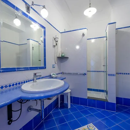 Maresca فندق برايانو